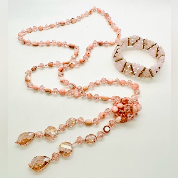 Vintage Crystal Pink Necklace - Picture 1 of 16